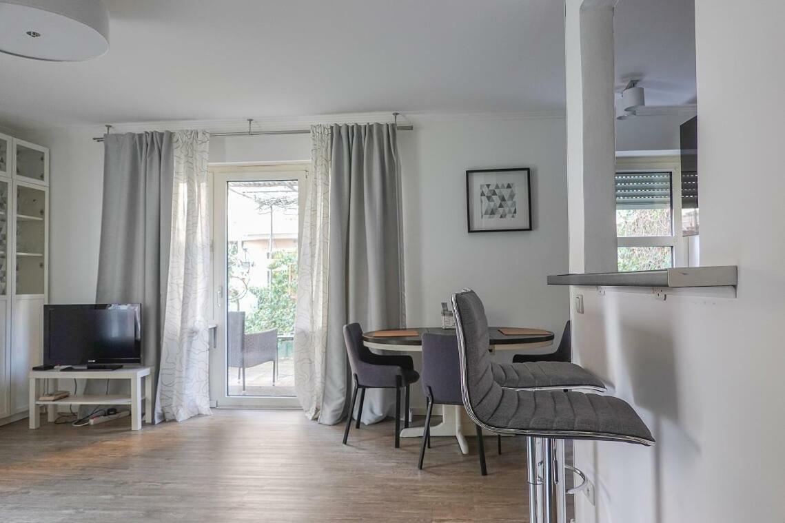 Ruhige Ferienwohnung Mitten In Wiesbaden Eksteriør billede
