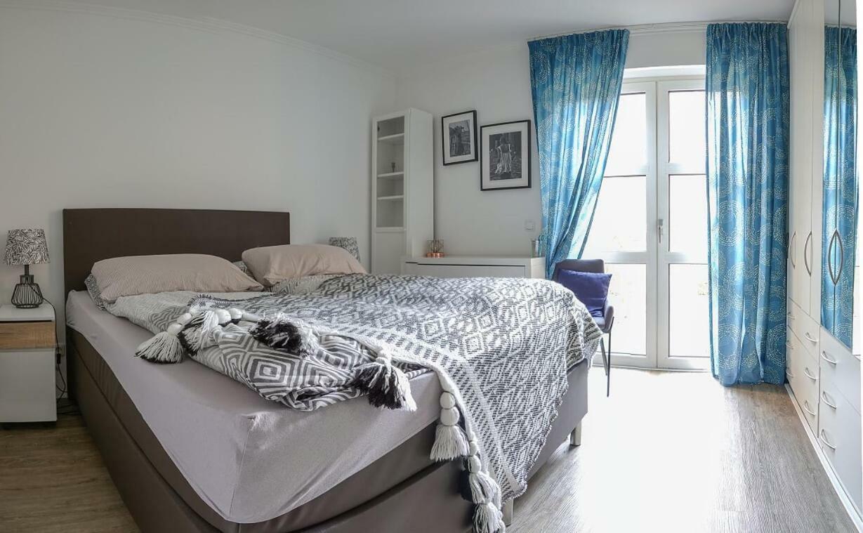 Ruhige Ferienwohnung Mitten In Wiesbaden Eksteriør billede